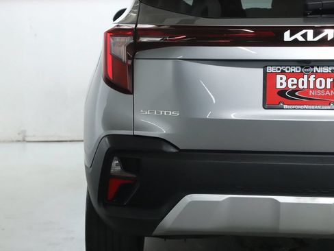 Used 2024 Kia Seltos LX AWD/4WD image 45