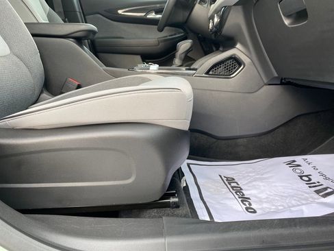 Used 2025 Chevrolet TrailBlazer LT image 11