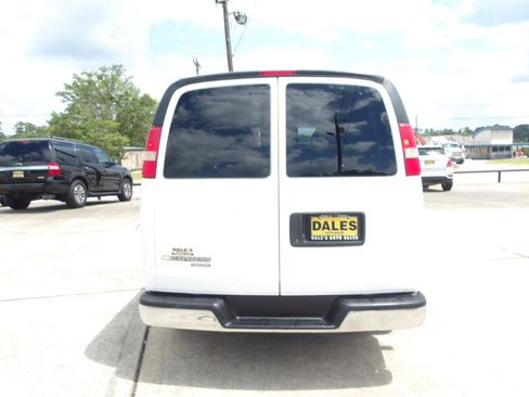 Used 2014 Chevrolet Express 1500 LT w/ LT Preferred Equipment Group RWD image 12