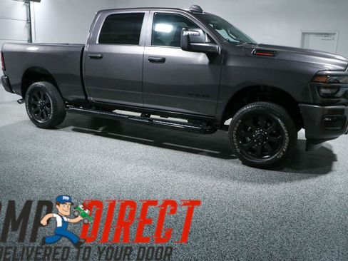 Used 2025 RAM 2500 Big Horn AWD/4WD image 6