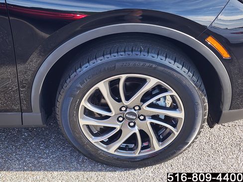 Used 2021 Lincoln Corsair AWD w/ Equipment Group 101A image 8