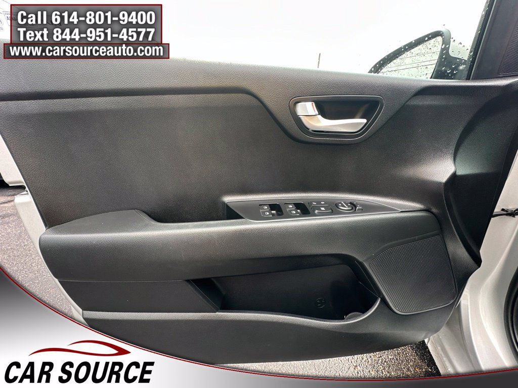 Used 2022 Kia Rio LX FWD image 15