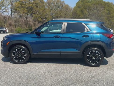 Certified 2021 Chevrolet TrailBlazer LT w/ LPO, Blackout Package image 6