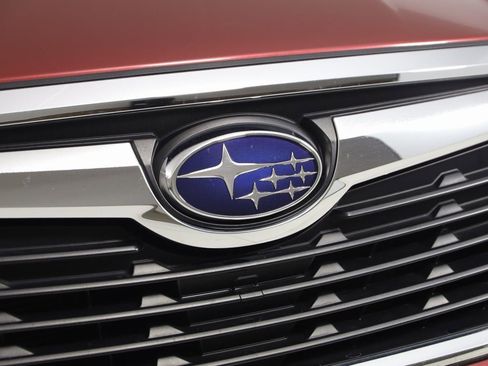 Used 2021 Subaru Forester Limited image 16