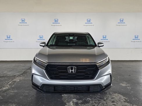 Used 2025 Honda CR-V LX image 2