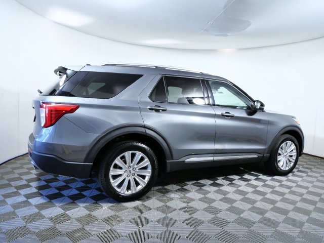 Used 2024 Ford Explorer Limited w/ Equipment Group 301A AWD/4WD image 6