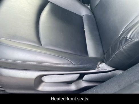 Used 2022 Toyota Prius XLE image 12