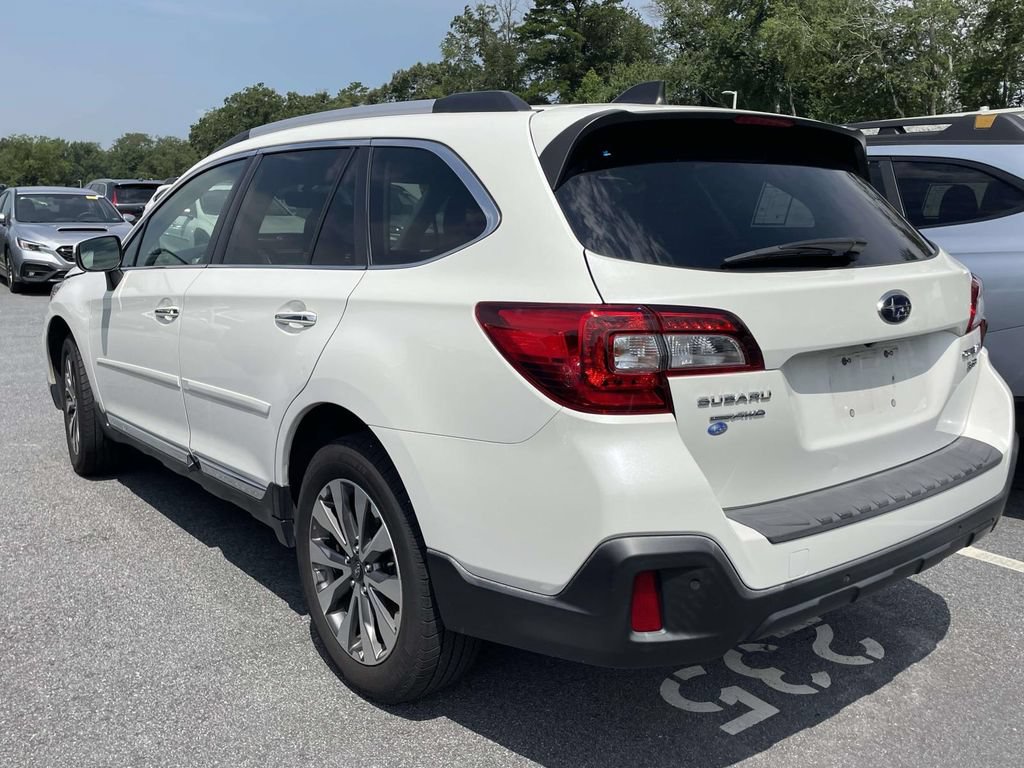 Used 2019 Subaru Outback 3.6R Touring w/ Popular Package #3A AWD/4WD image 3