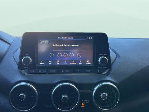 Certified 2025 Nissan Sentra S image 27