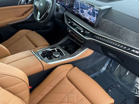 New 2026 BMW X5 xDrive40i AWD/4WD image 16