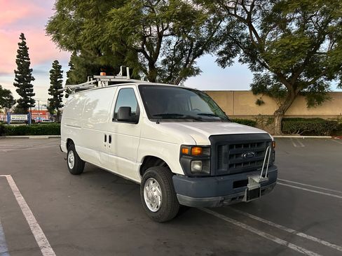 Used 2013 Ford E-150 and Econoline 150 image 30