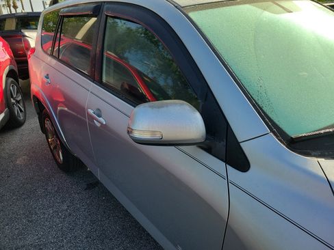 Used 2012 Toyota RAV4 Sport w/ Appearance Pkg image 10