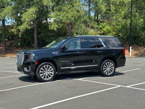 Used 2021 GMC Yukon Denali w/ Denali Ultimate Package AWD/4WD image 6