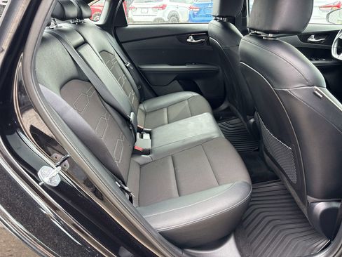 Used 2022 Kia Forte GT-Line w/ GT-Line Technology Package FWD image 15