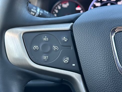 Used 2023 GMC Acadia Denali w/ Denali Ultimate Package image 33