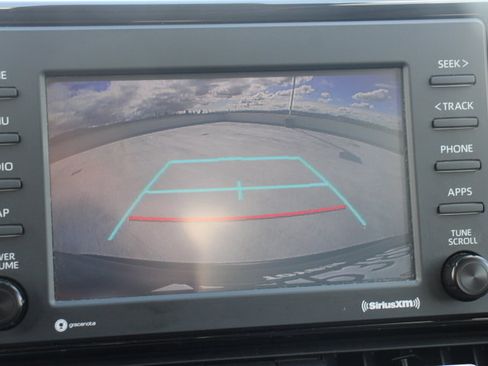 Used 2022 Toyota RAV4 XLE Premium FWD image 28