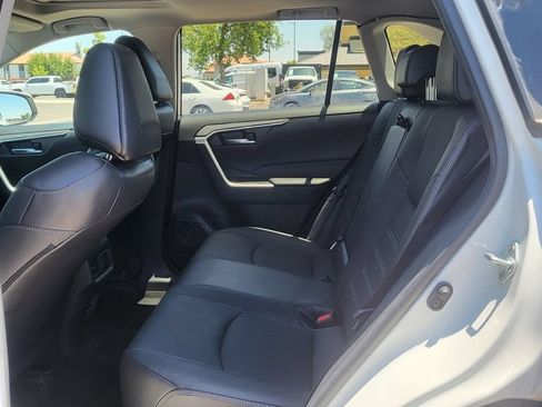 Used 2022 Toyota RAV4 XLE Premium AWD/4WD image 25