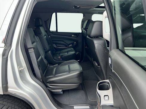 Used 2019 GMC Yukon SLT w/ Premium Edition AWD/4WD image 19