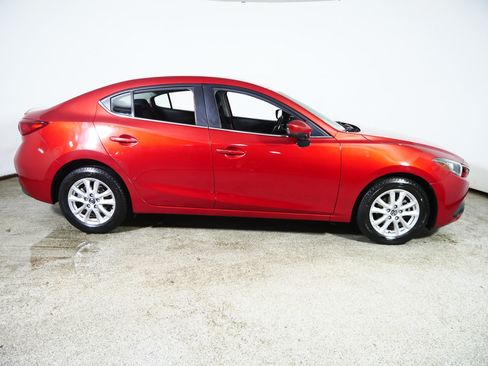 Used 2016 MAZDA MAZDA3 i Touring FWD image 8