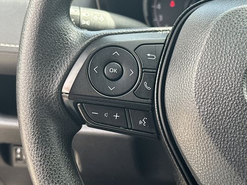 Certified 2025 Toyota RAV4 LE image 18