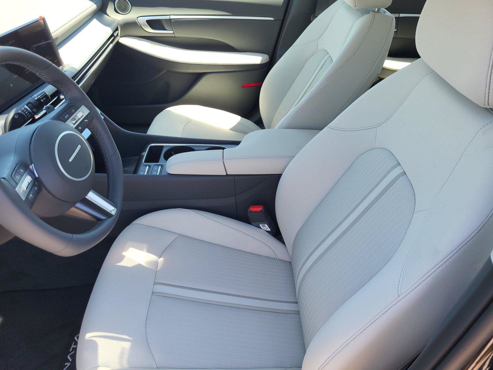 New 2026 Hyundai Sonata SEL FWD image 34