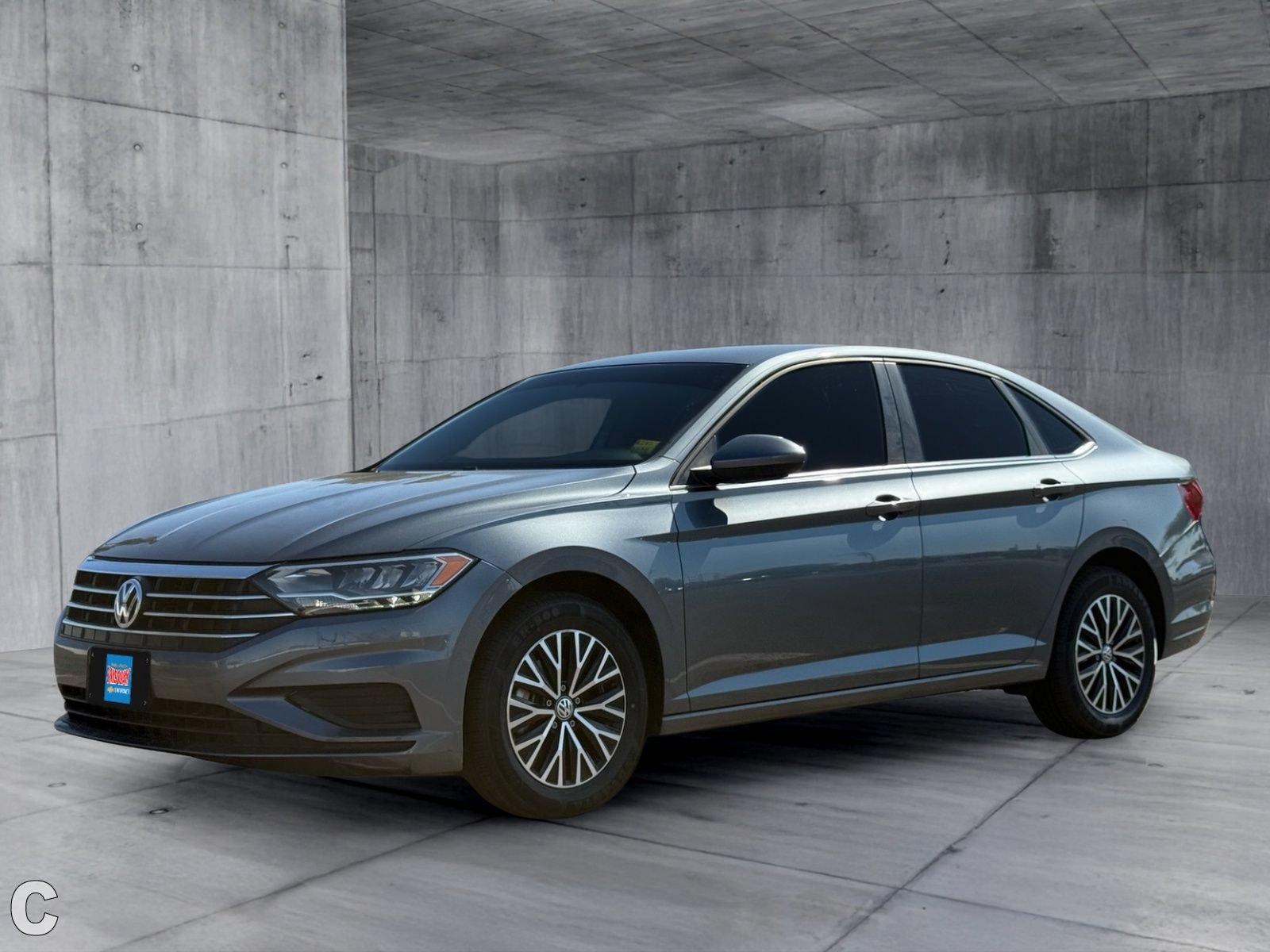 Used 2021 Volkswagen Jetta R-Line FWD image 2