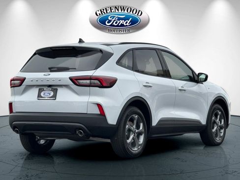 New 2025 Ford Escape ST-Line w/ Cold Weather Package image 4