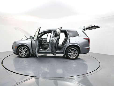 Used 2023 Cadillac XT6 Premium Luxury image 49