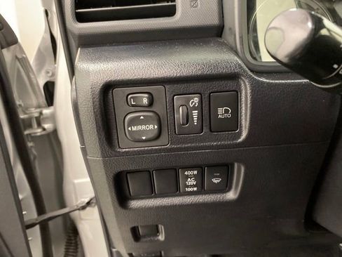 Used 2023 Toyota 4Runner TRD Off-Road image 17