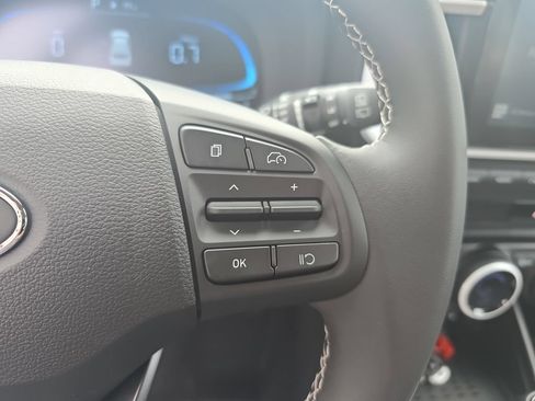 New 2026 Hyundai Venue SEL FWD image 18