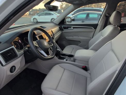 Used 2021 Volkswagen Atlas SE image 9