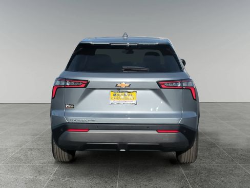 Used 2025 Chevrolet Equinox LT image 4