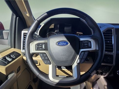 Used 2016 Ford F150 Lariat w/ Equipment Group 501A Mid image 29