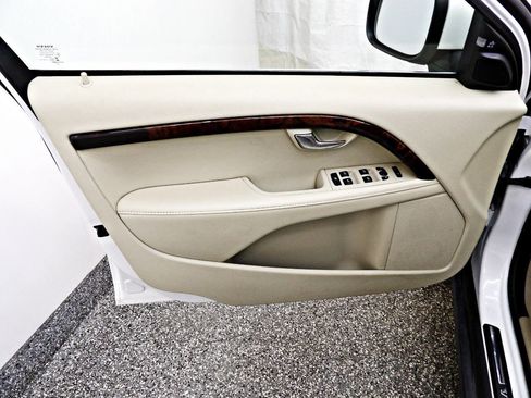 Used 2015 Volvo XC70 T5 Premier Plus image 7