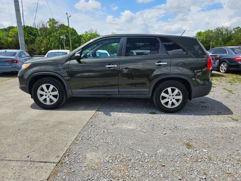Used 2011 Kia Sorento LX FWD image 16