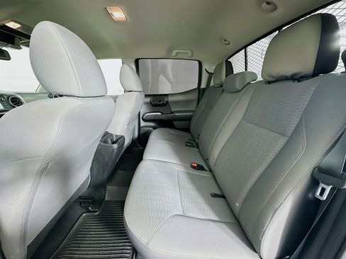 Used 2019 Toyota Tacoma SR5 RWD image 25