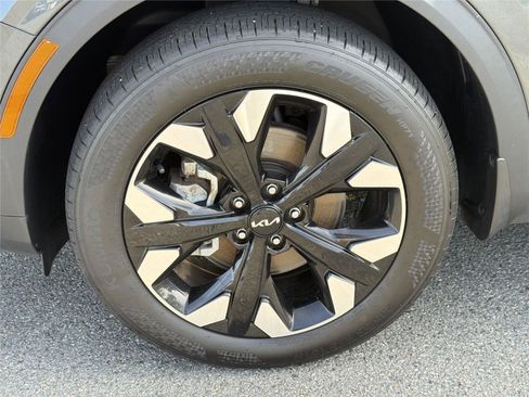 Used 2023 Kia Sportage X-Line w/ X-Line Premium Package AWD/4WD image 36