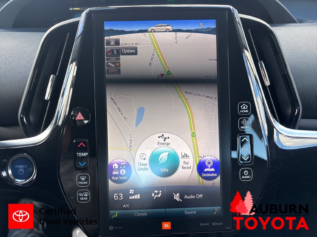 Certified 2017 Toyota Prius Prime Advanced w/ Carpet Mat Package FWD image 18