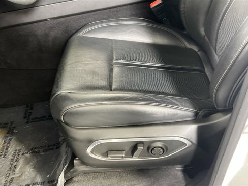 Used 2022 Jeep Wagoneer Series III w/ Convenience Group I image 20