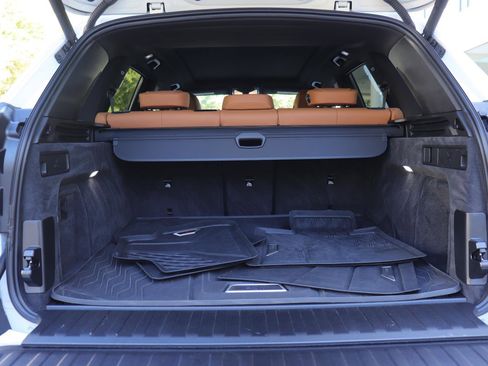 Used 2025 BMW X5 sDrive40i w/ M Sport Package image 15