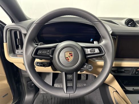 New 2026 Porsche Cayenne Coupe image 36