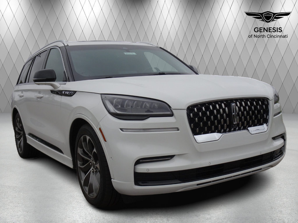 Used 2023 Lincoln Aviator Grand Touring w/ Equipment Group 301A AWD/4WD image 7