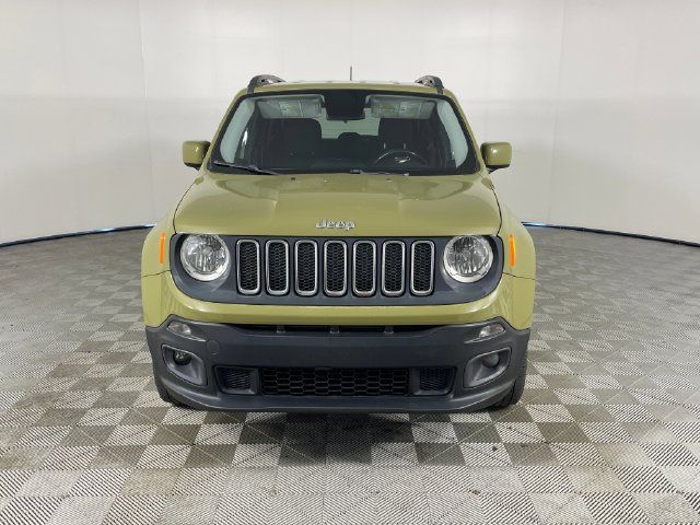 Used 2015 Jeep Renegade Latitude w/ Popular Equipment Group AWD/4WD image 25