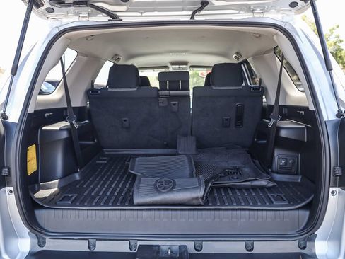 Certified 2019 Toyota 4Runner SR5 w/ Convenience Package RWD image 25