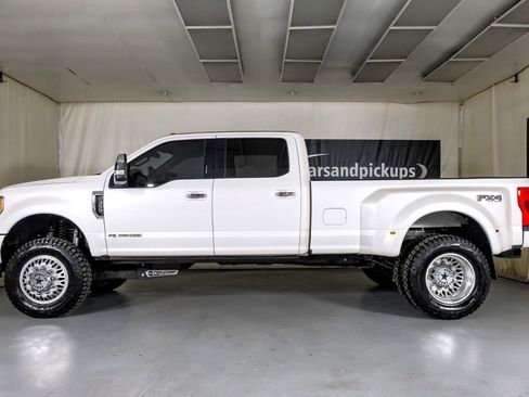 Used 2017 Ford F350 Lariat w/ Lariat Ultimate Package image 11