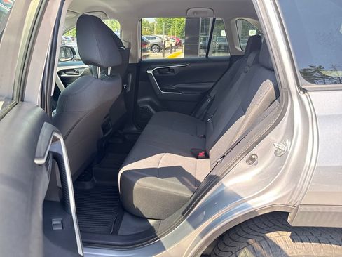 Used 2020 Toyota RAV4 LE w/ All Weather Liner Package AWD/4WD image 30