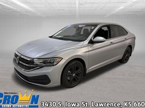 Used 2023 Volkswagen Jetta SE FWD image 1