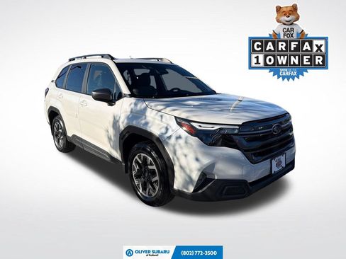 Certified 2025 Subaru Forester Premium AWD/4WD image 1