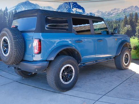Used 2021 Ford Bronco Badlands w/ Sasquatch Package AWD/4WD image 6