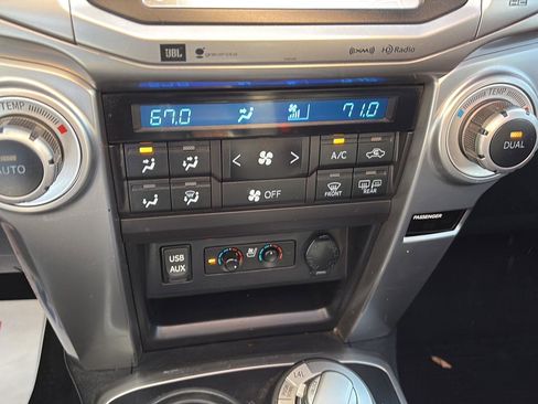 Used 2016 Toyota 4Runner Limited image 23